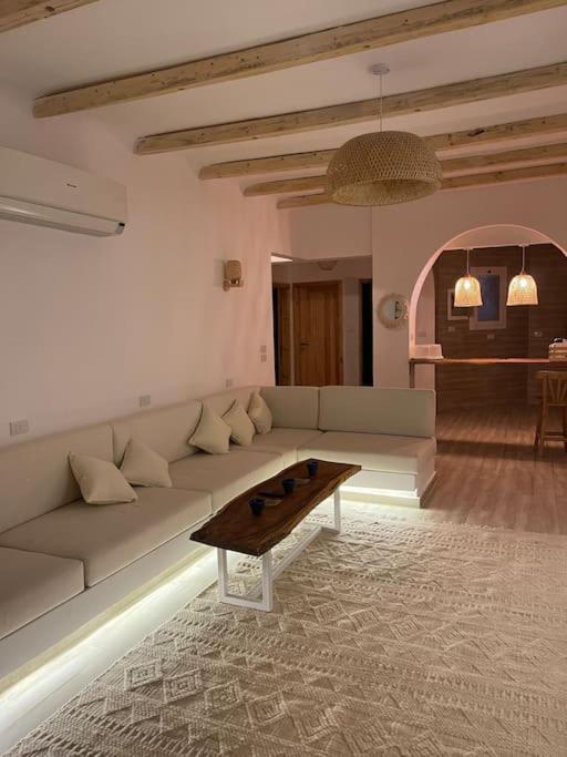 La hacienda Luxurious chalet with sea view garden 805