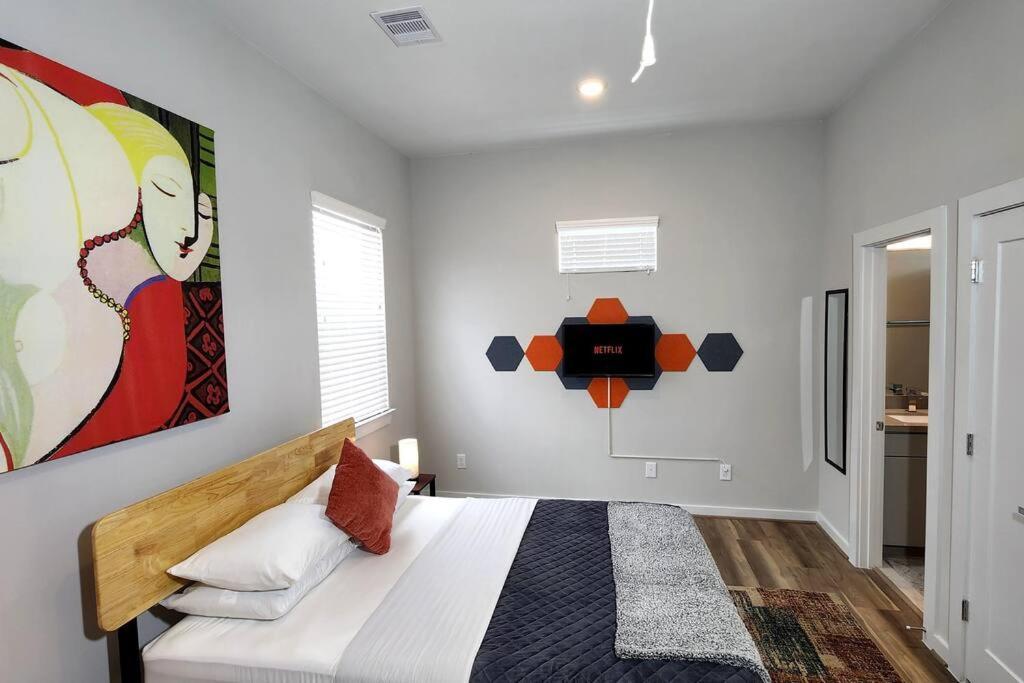 Galleria Exquisite Three Story Home Brand New Development