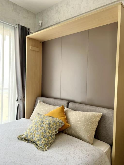 DayInn, Skyhouse BSD Lux and Homey Studio, near AEON BSD and ICE BSD photo 2
