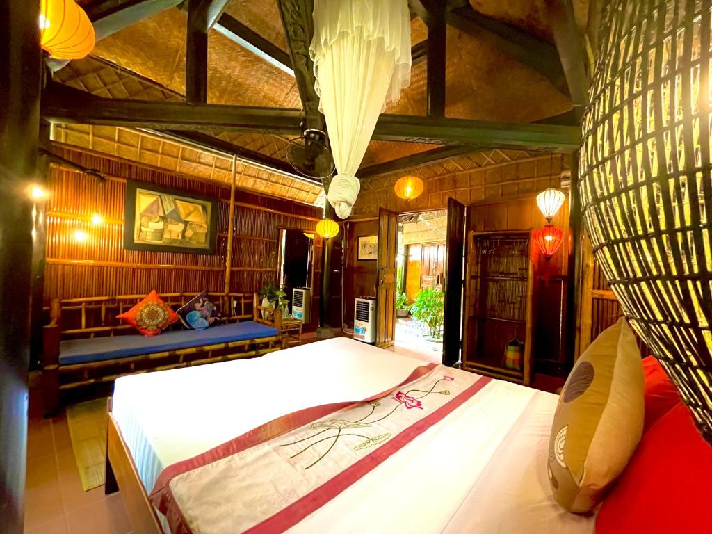 Under The Coconut Tree Hội An Homestay