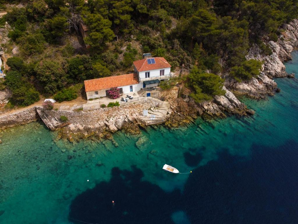 House Sanja photo 1