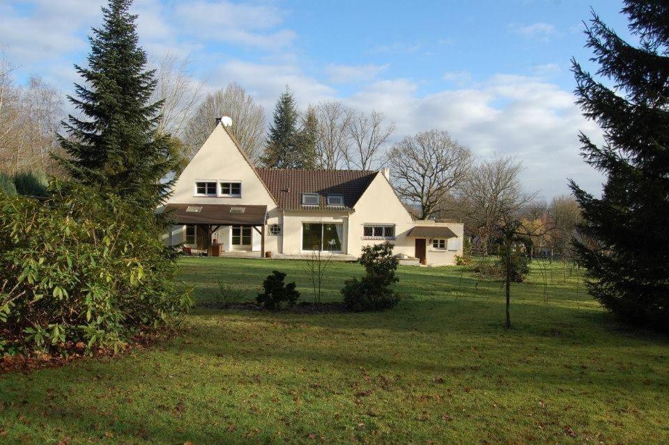 Séjour dans un havre de paix, avec votre cheval, à pieds ou à vélo entre amis, en famille ou seul avec votre compagnon de rando!