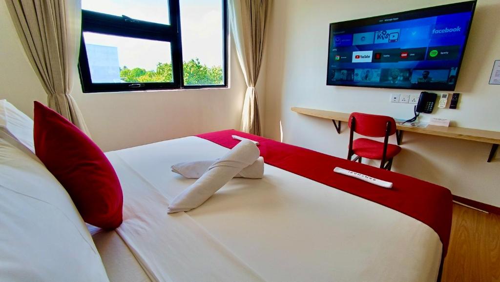 Ranthari Hotel and Spa Ukulhas Maldives photo 1