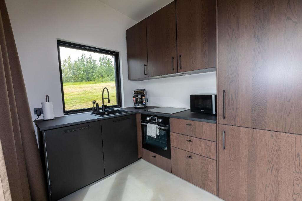 North Mountain View Suites photo 2