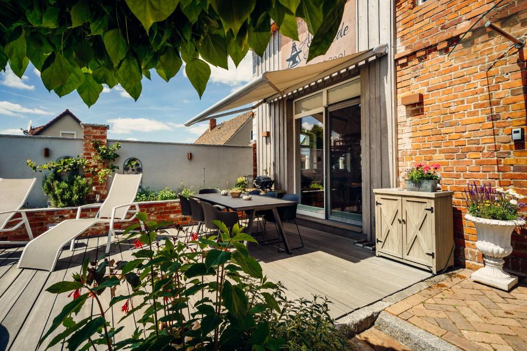 Alte Schmiede mit Sauna, Pool und Whirpool im Außenbereich schönstes Ferienhaus der Lausitz photo 2