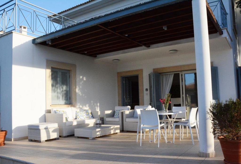 Akamas Carob Tree Villa photo 3