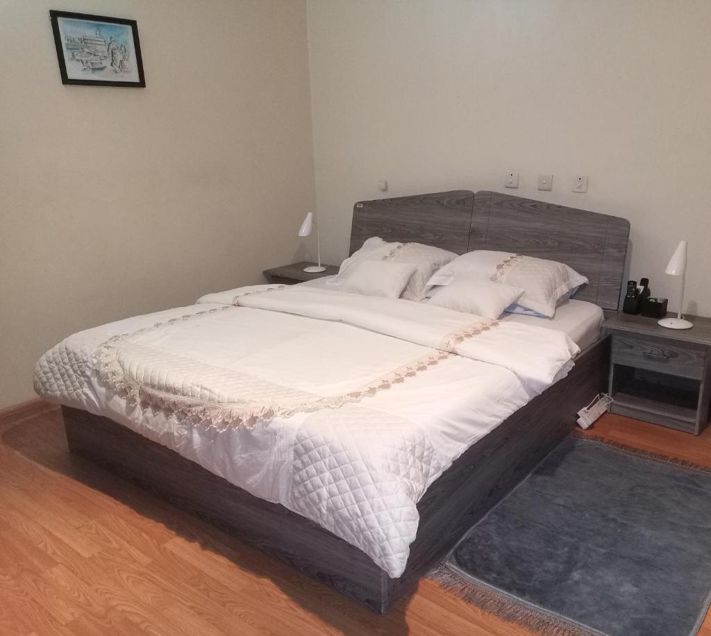 Chez B&D Suites And Apartments photo 4