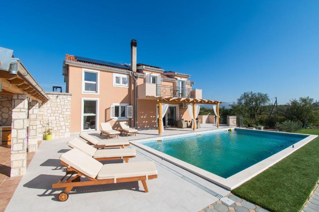 Villa Beautiful countryside photo 2