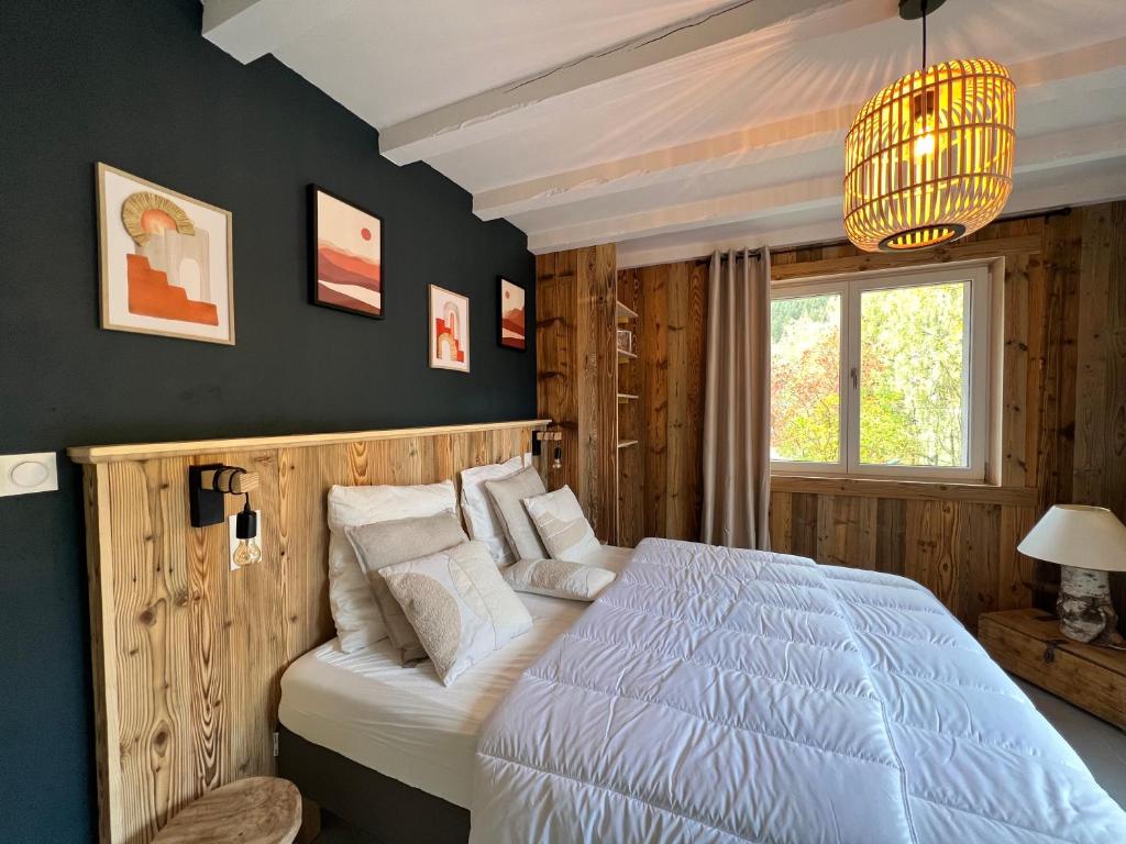 LES CIMES BLANCHES CLEDICIHOME Chalet 10 pers SPA & Grand terrain 4 MINUTES DES PISTES photo 2