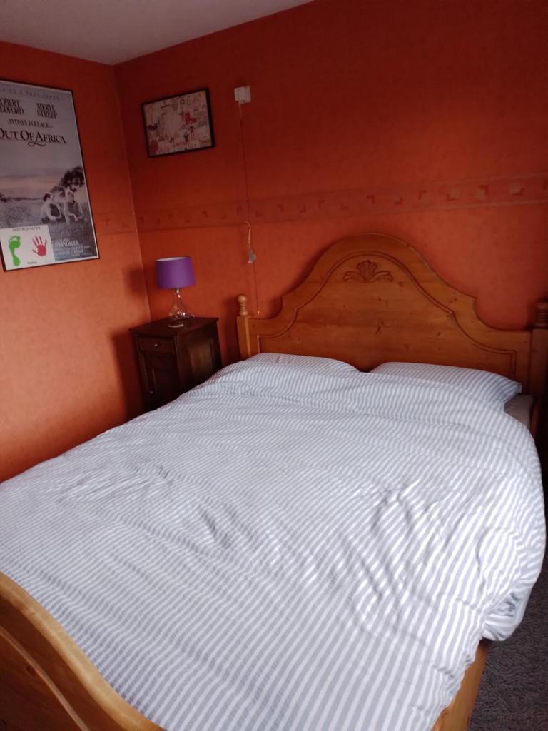 Bed en Breakfast met patio en kippen