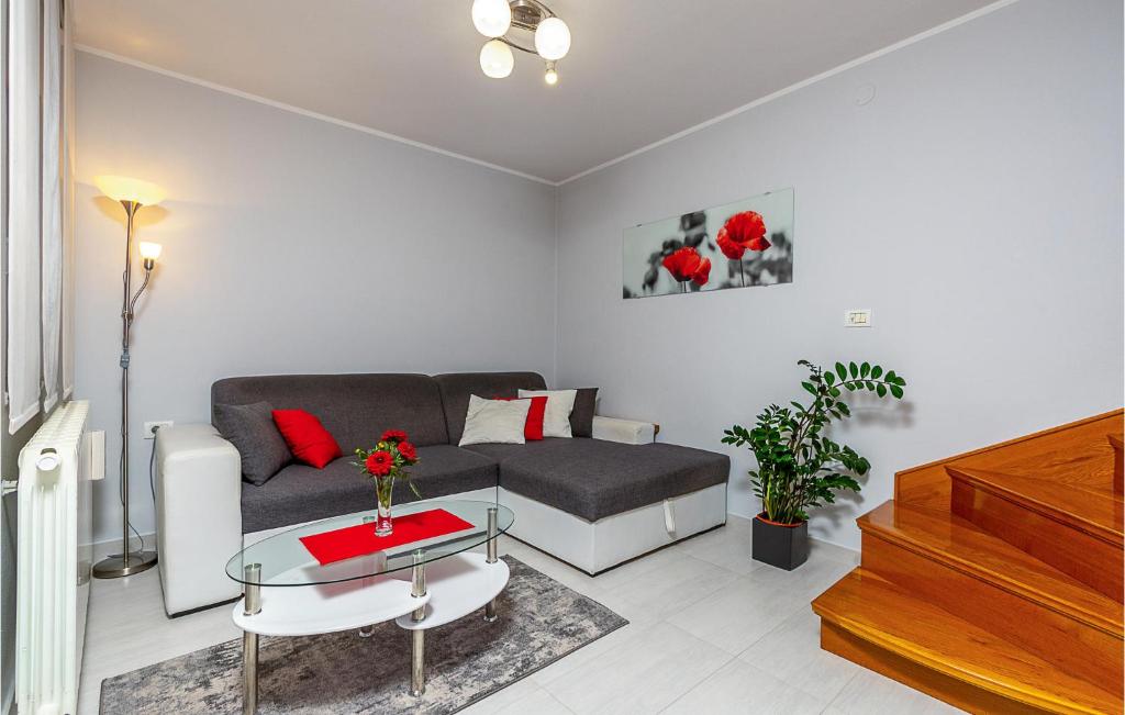 Stunning Home In Brajkovici With 2 Bedrooms And Wifi photo 1