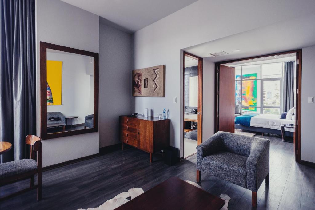 Atix Hotel photo 1
