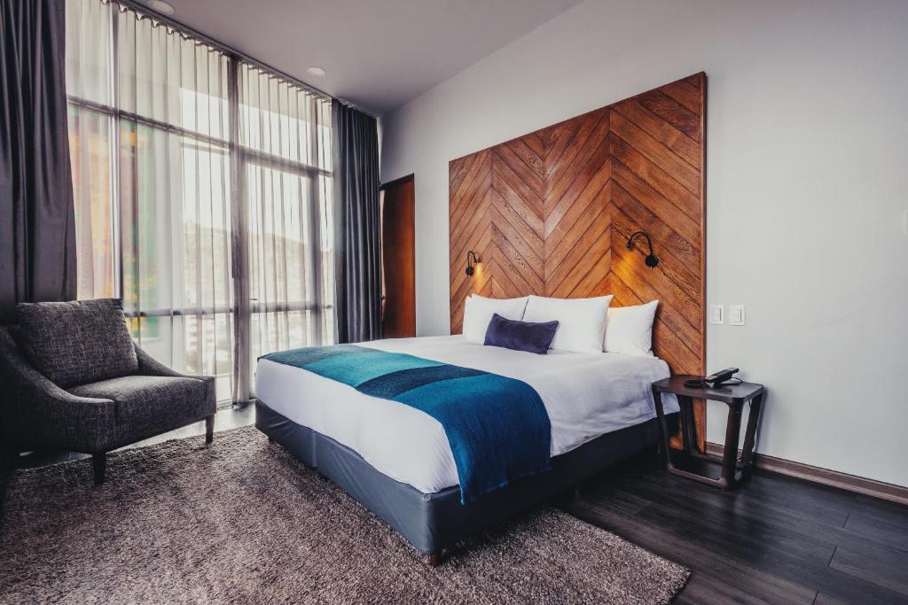 Atix Hotel photo 2