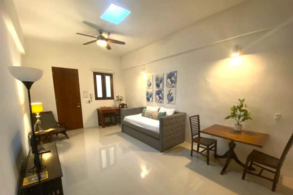 KASA The Lofts 302 photo 3