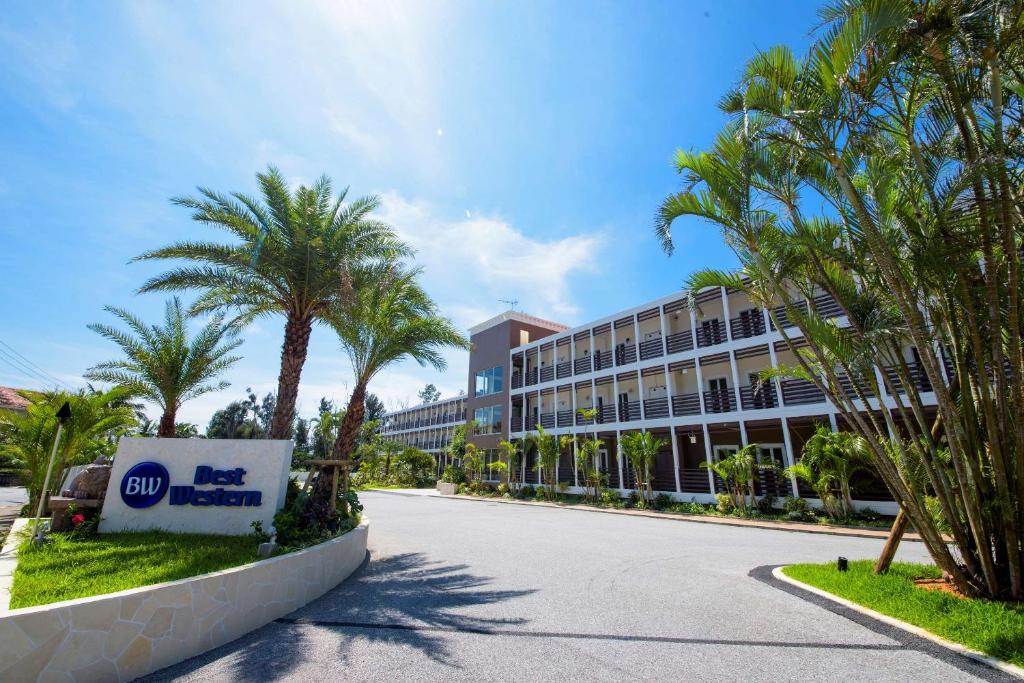 Best Western Okinawa Onna Beach photo 1