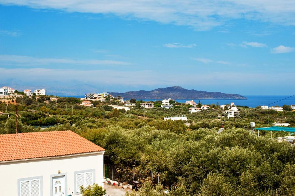Captain Michalis Apartments photo 3