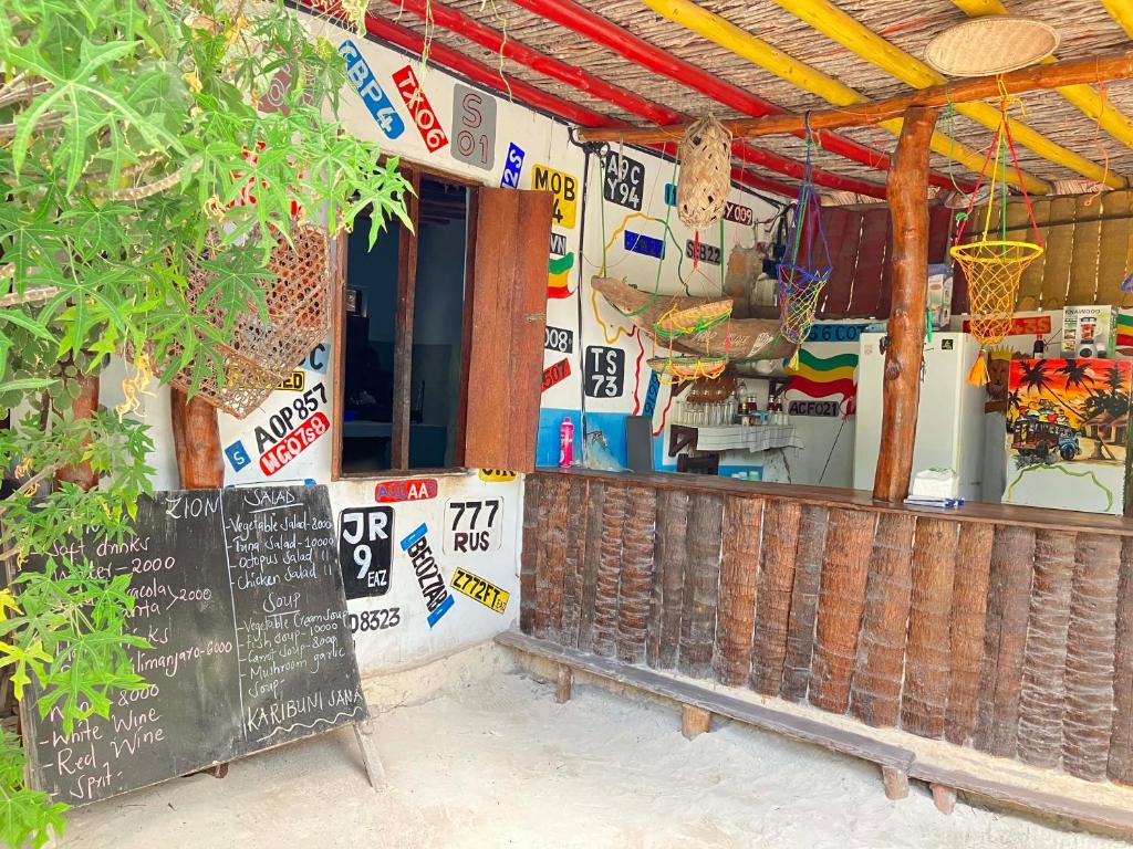 Mount Zion Lodge photo 3