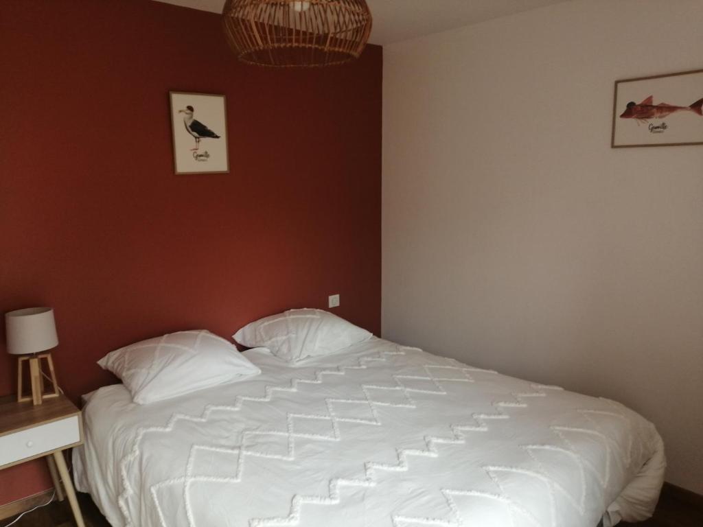 Maison Jullouville au calme photo 3