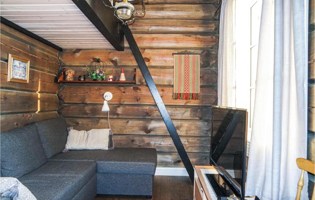 Awesome Home In Sjusjen With 3 Bedrooms, Internet And Jacuzzi photo 4