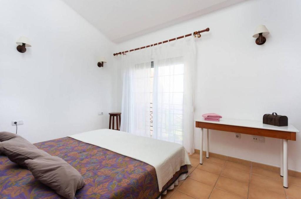 Room and plus Tenerife photo 2