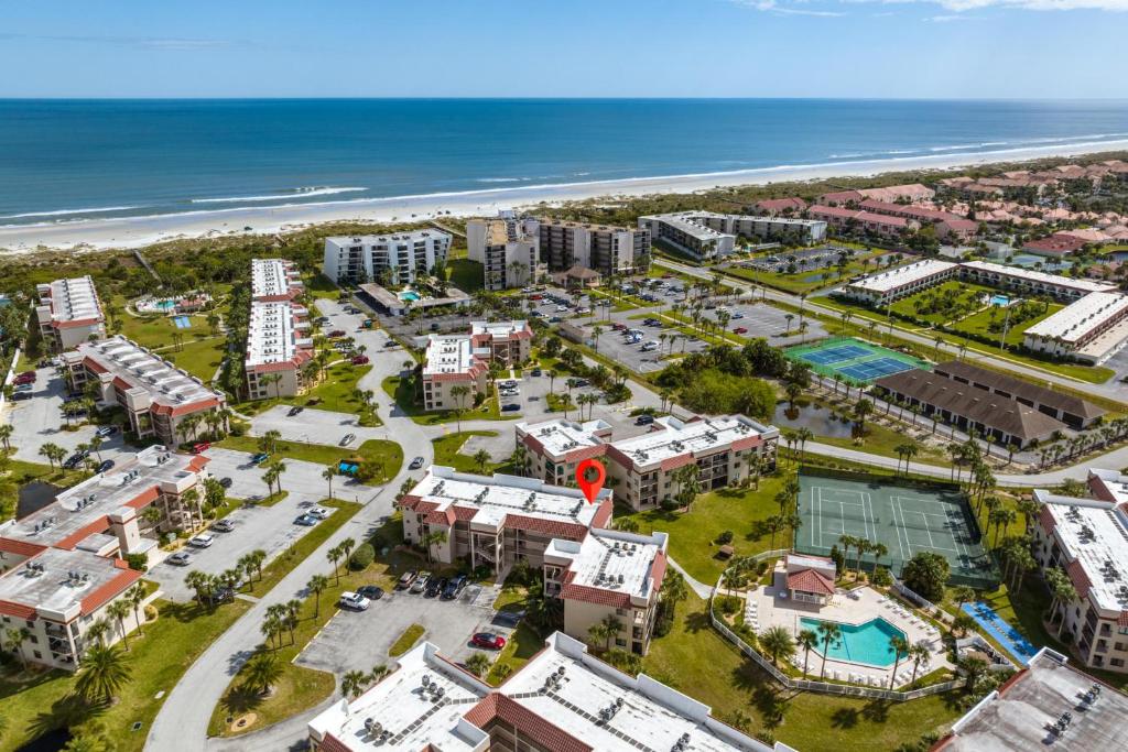 Ocean Village Club J14, 2 Bedrooms, Heated Pool, Sleeps 6, Pet Friendly photo 2