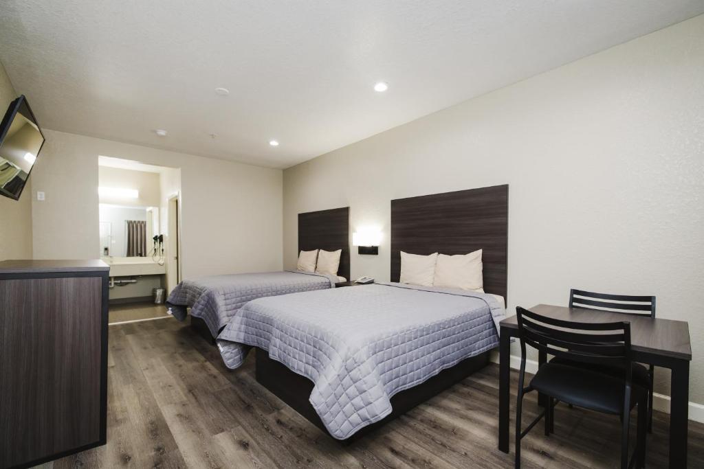 Winchester Inn and Suites Humble/IAH/North Houston photo 4