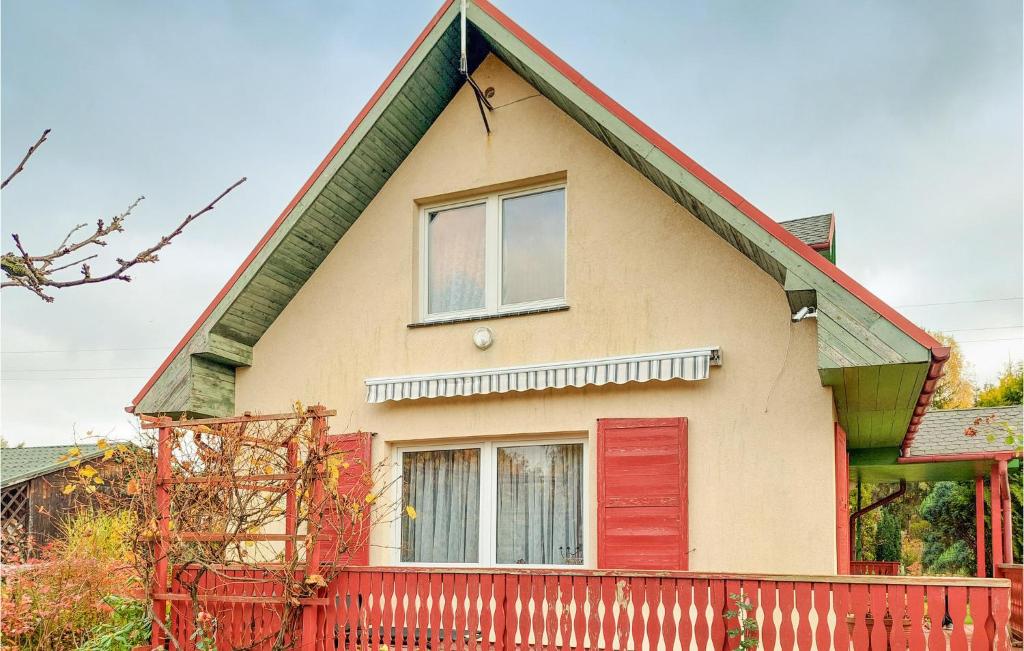 Beautiful Home In Dominikowo With 2 Bedrooms