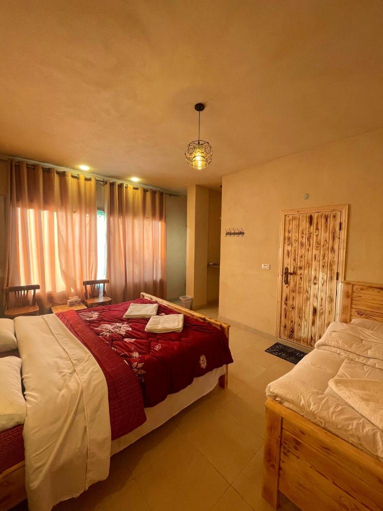 Jabal Dana Hotel - the highest hotel in Jordan photo 4