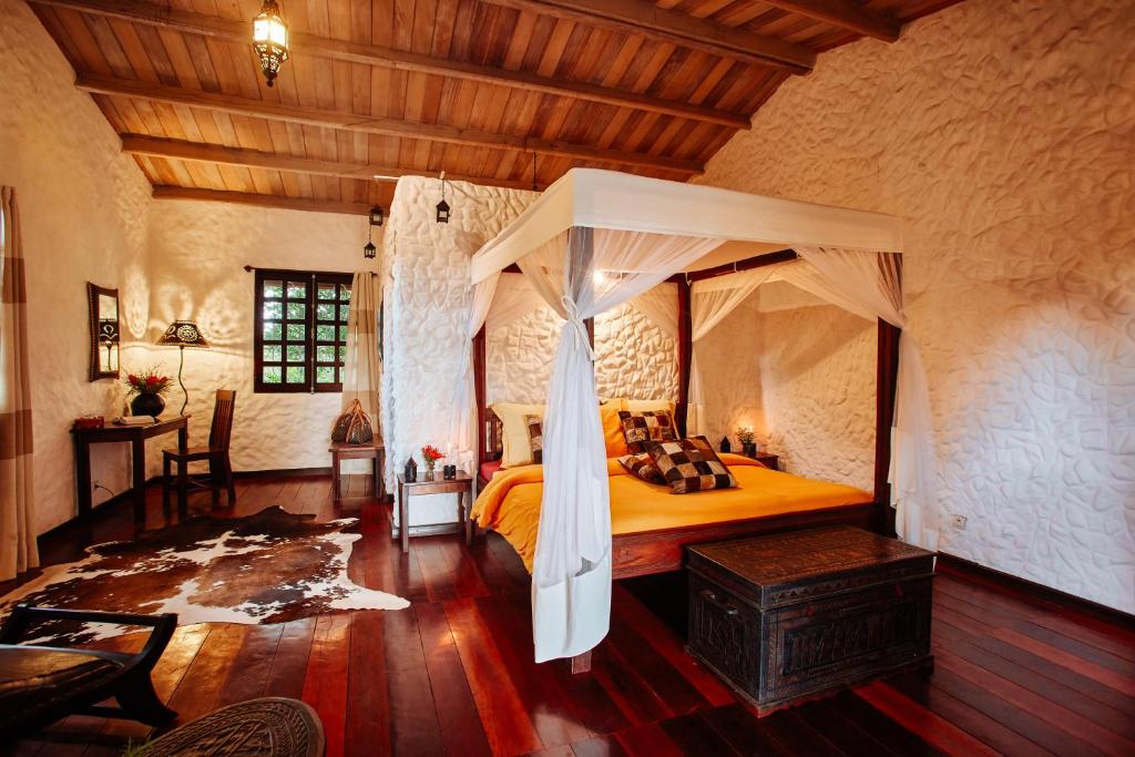 The Litchi Tree Amber Mountain Boutique Hotel