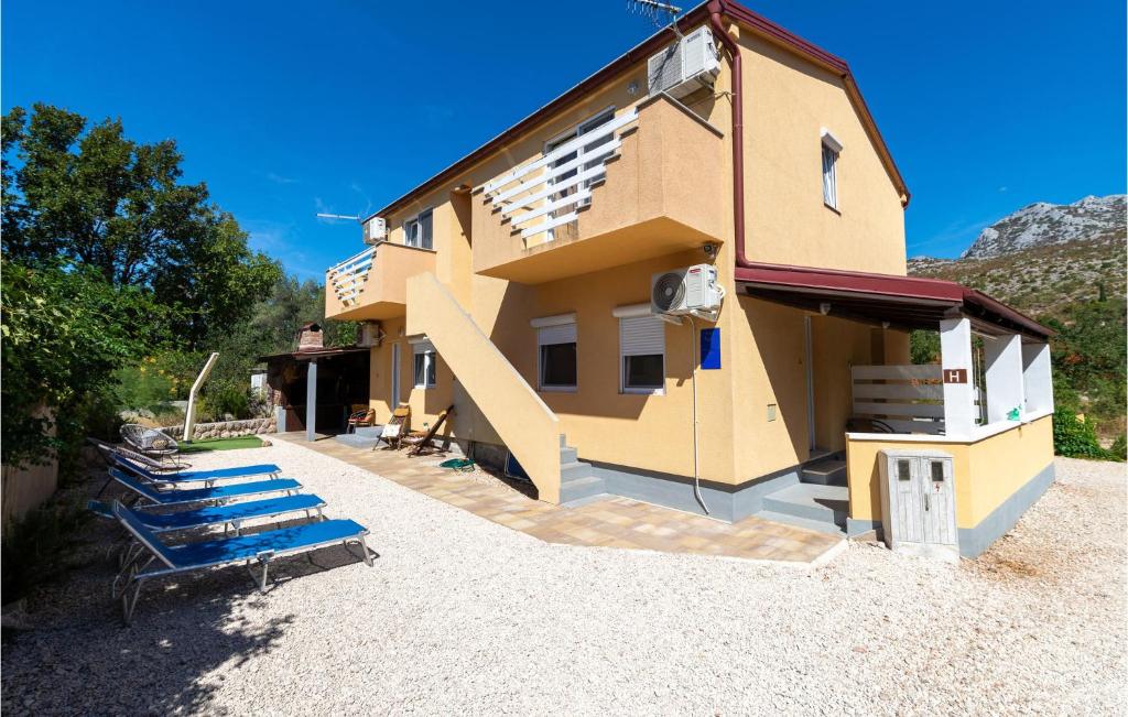 Awesome Apartment In Seline With Wifi And 2 Bedrooms