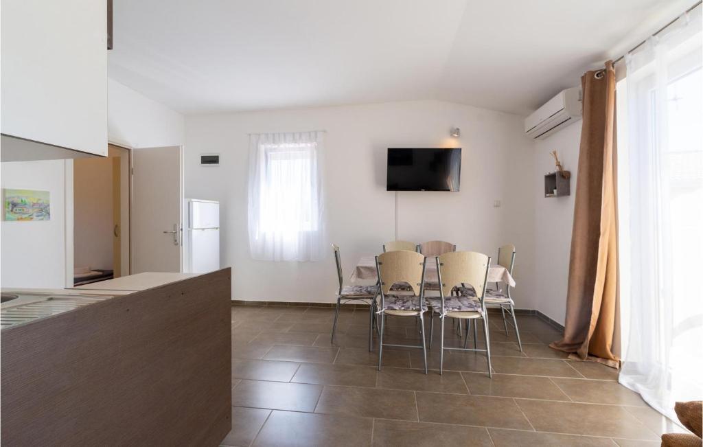 Awesome Apartment In Seline With Wifi And 2 Bedrooms photo 3