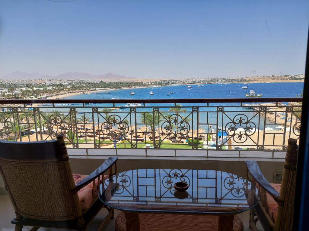 Marina Sharm Hotel - Tap to explore photos