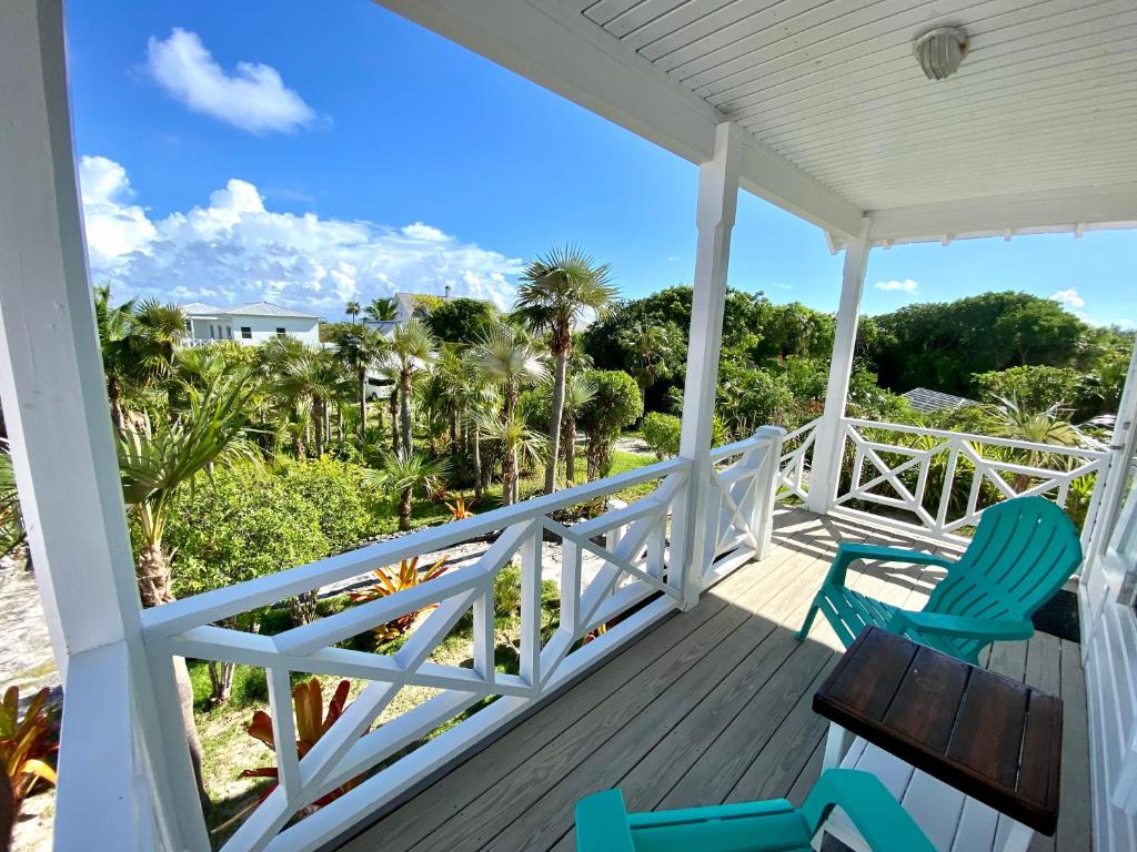 Eleuthera Retreat - Villa & Cottages on pink sand beachfront photo 2