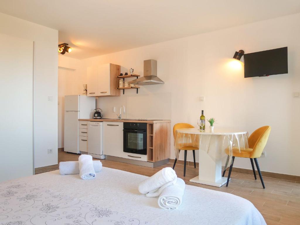 Apartment Marija - VRB100 by Interhome photo 3