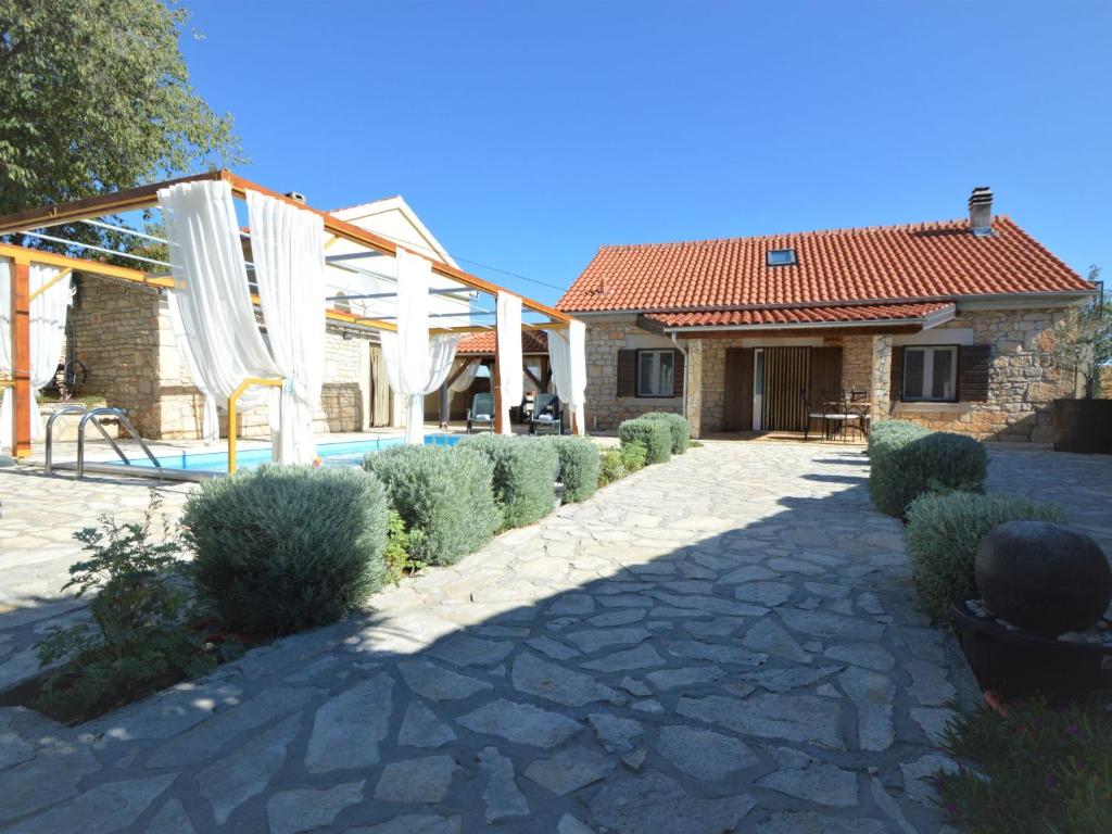 Holiday Home Marija by Interhome photo 2