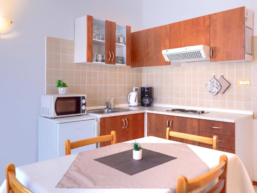Apartment Bruno-1 by Interhome photo 3