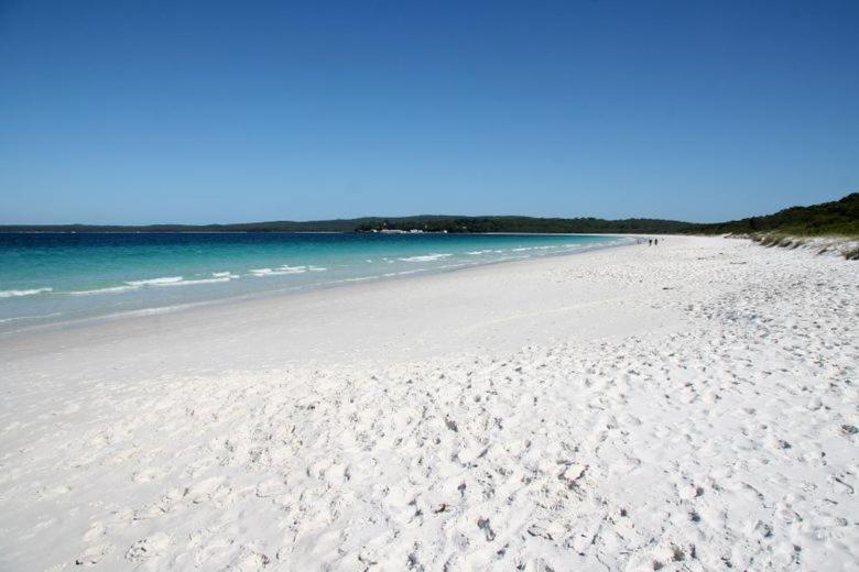 Hyams Beach House A - Brand new lux beach Oasis photo 2