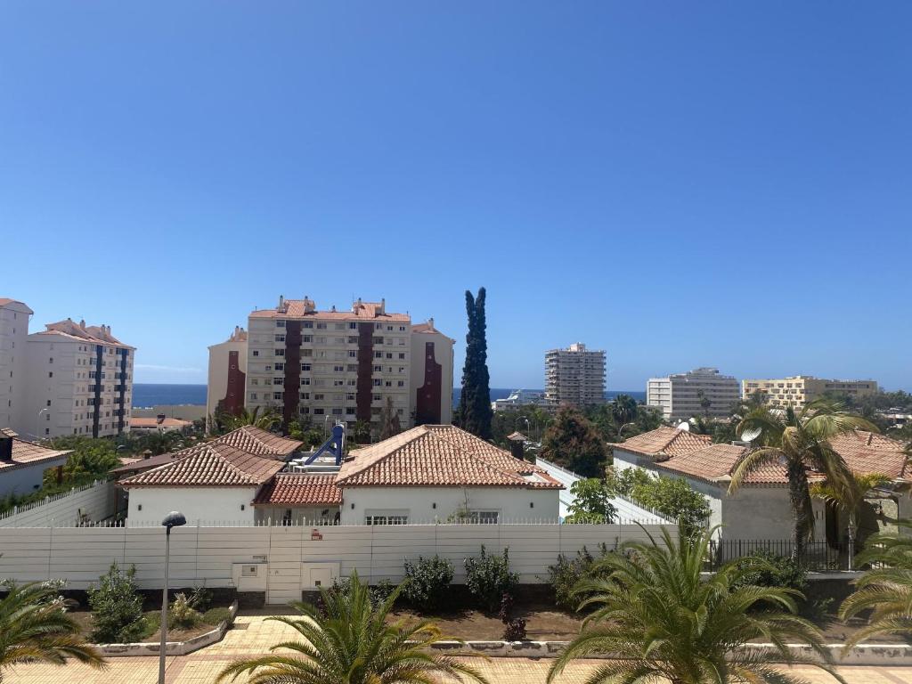 Apartment 6B2, Victoria Court 1, Avenida Londres 6, Los Cristianos, 38650, Tenerife photo 1