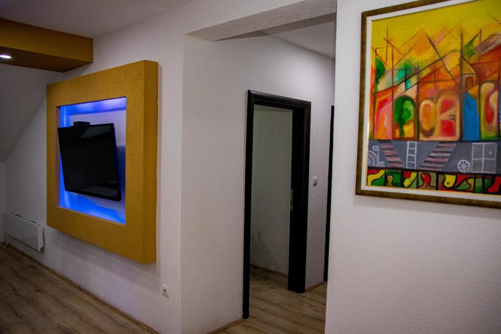 Apartman u mirnom delu grada photo 1