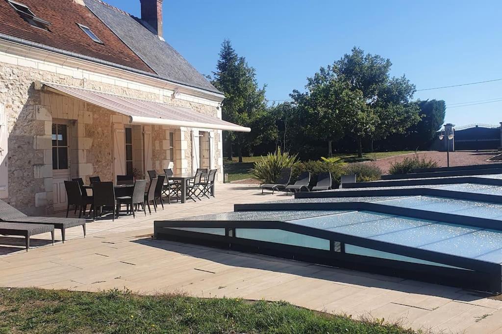 Longère avec Piscine Couverte Chauffée privative de Avril à Septembre photo 1