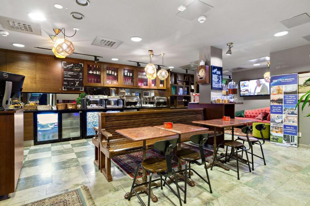 Best Western The Public Hotel photo 2