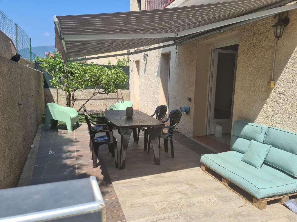 Appartement Banyuls-sur-Mer, 3 pièces, 4 personnes - FR-1-225C-95 photo 1