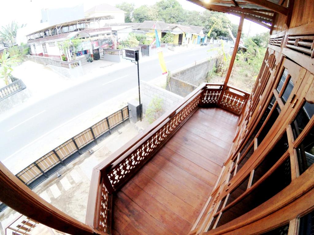 Degolan Wooden House photo 4