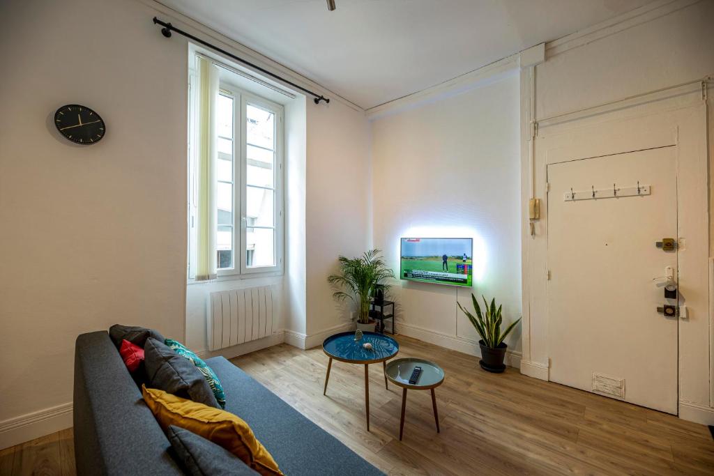 Coeur de ville, magnifique appartement + parking photo 3