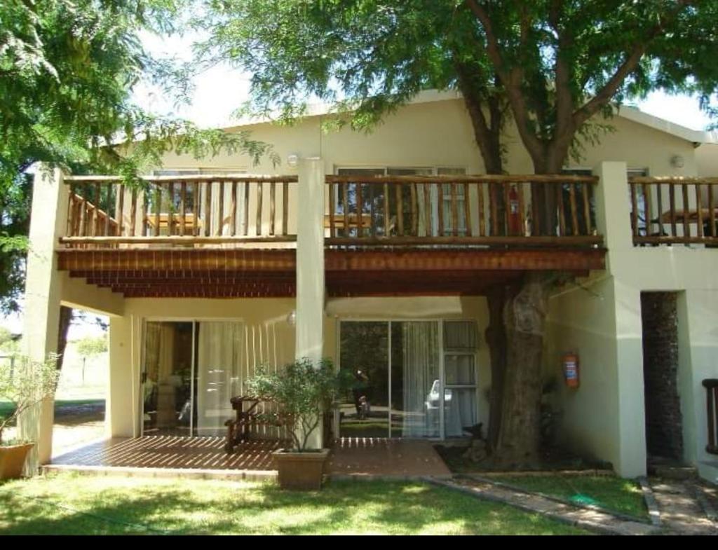 Oppi-Koppi Guesthouse photo 2