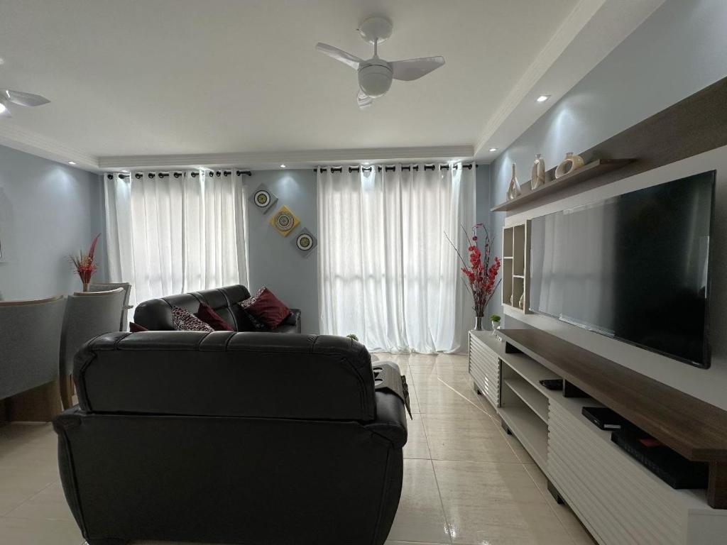Pé na Areia a Poucos Metros -Apartamento Guarujá Pitangueiras photo 1