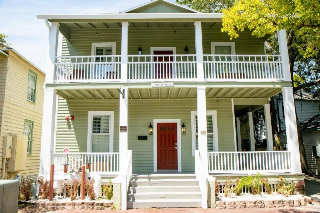 Pomar House image
