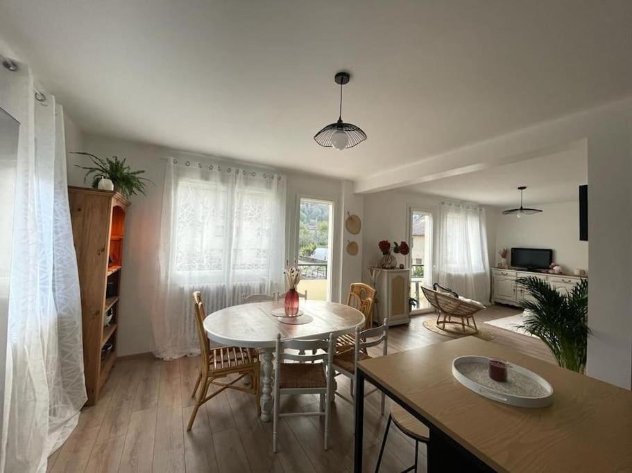 Superbe appartement avec salle de jeux photo 4