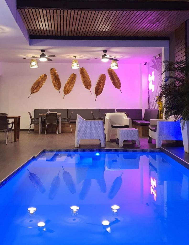 Remfort Hotel photo 2