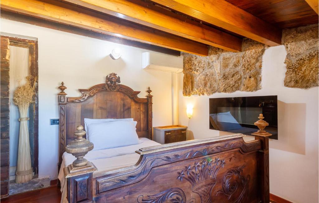 Awesome Home In Acquaviva Delle Fonti With Outdoor Swimming Pool, Wifi And 3 Bedrooms photo 3